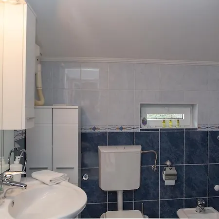Dili Apartman