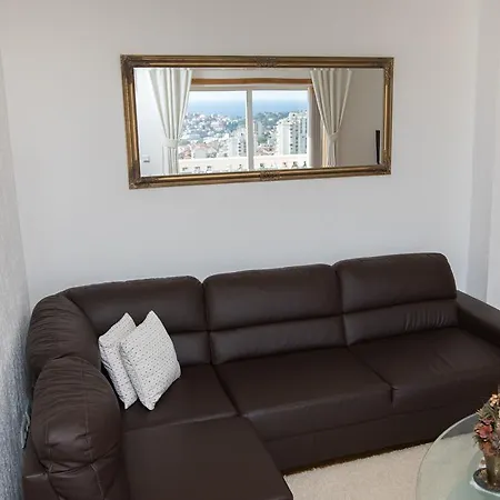 Dili Apartman